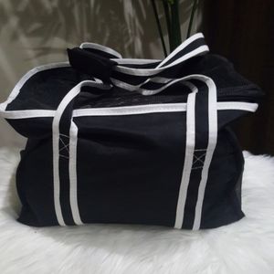 ⭐4/$30 Black & White Bag